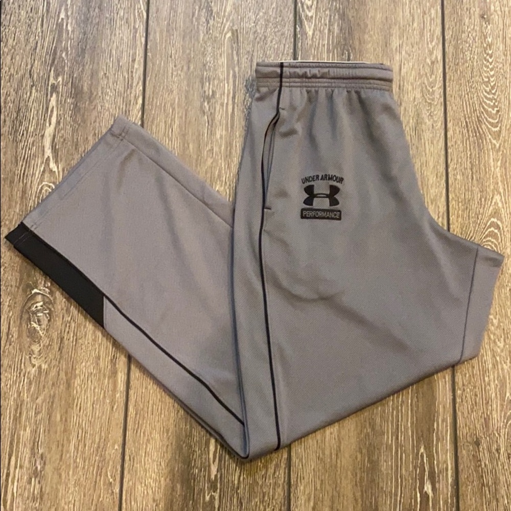 Under Armour Performance Loose Athletic Pants